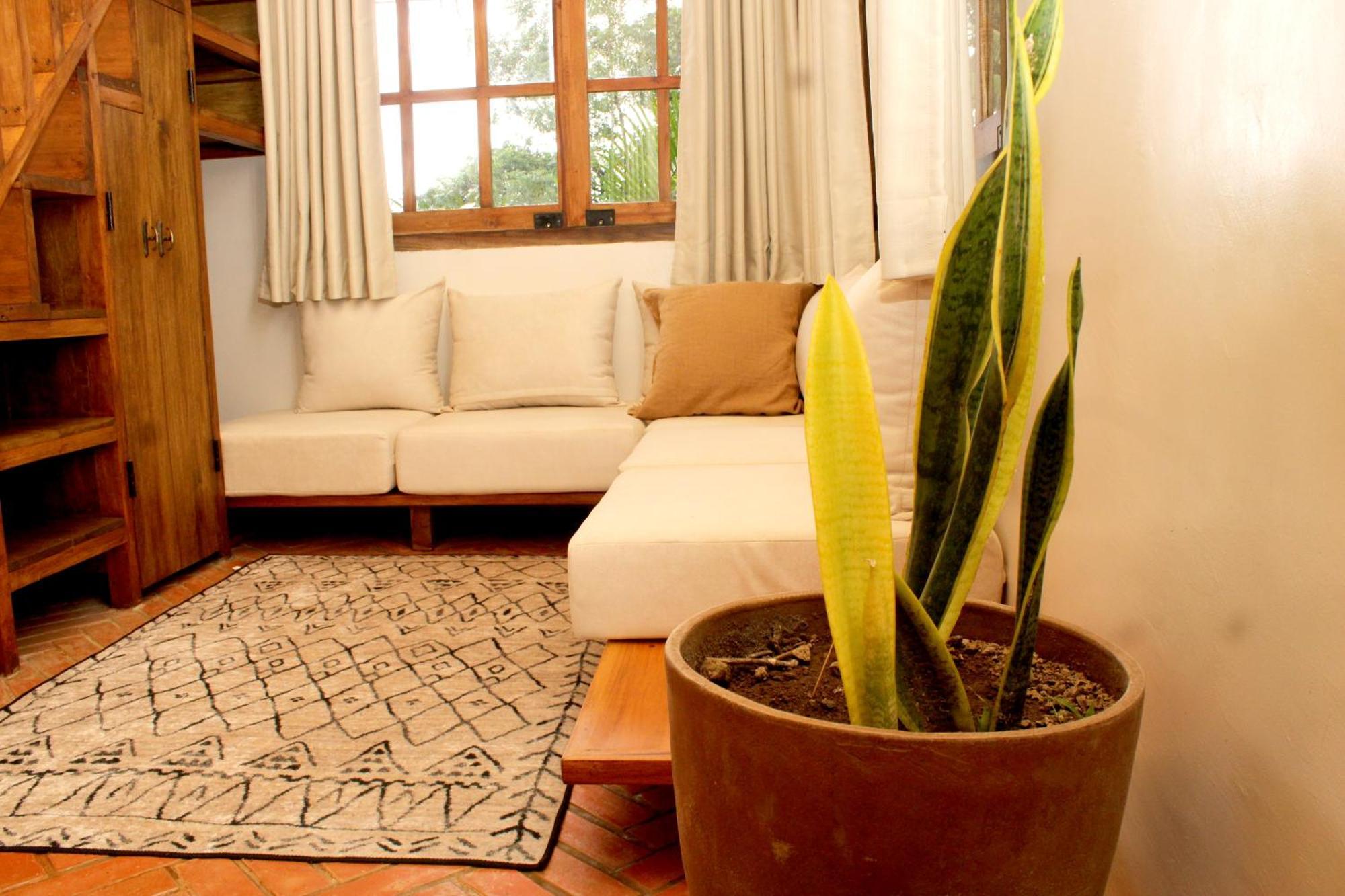 Santai House Apartment Tetebatu Exterior photo