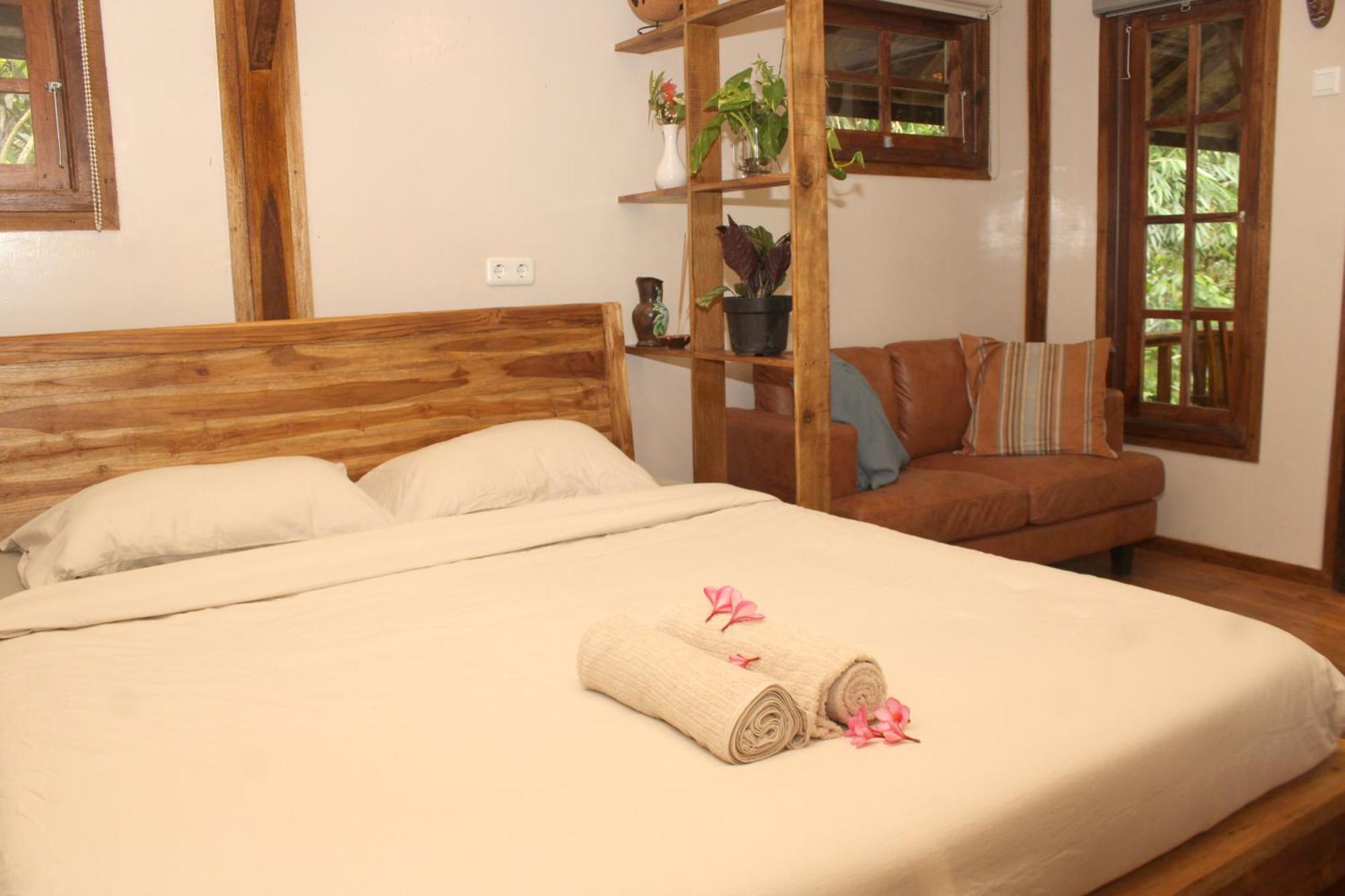 Santai House Apartment Tetebatu Exterior photo